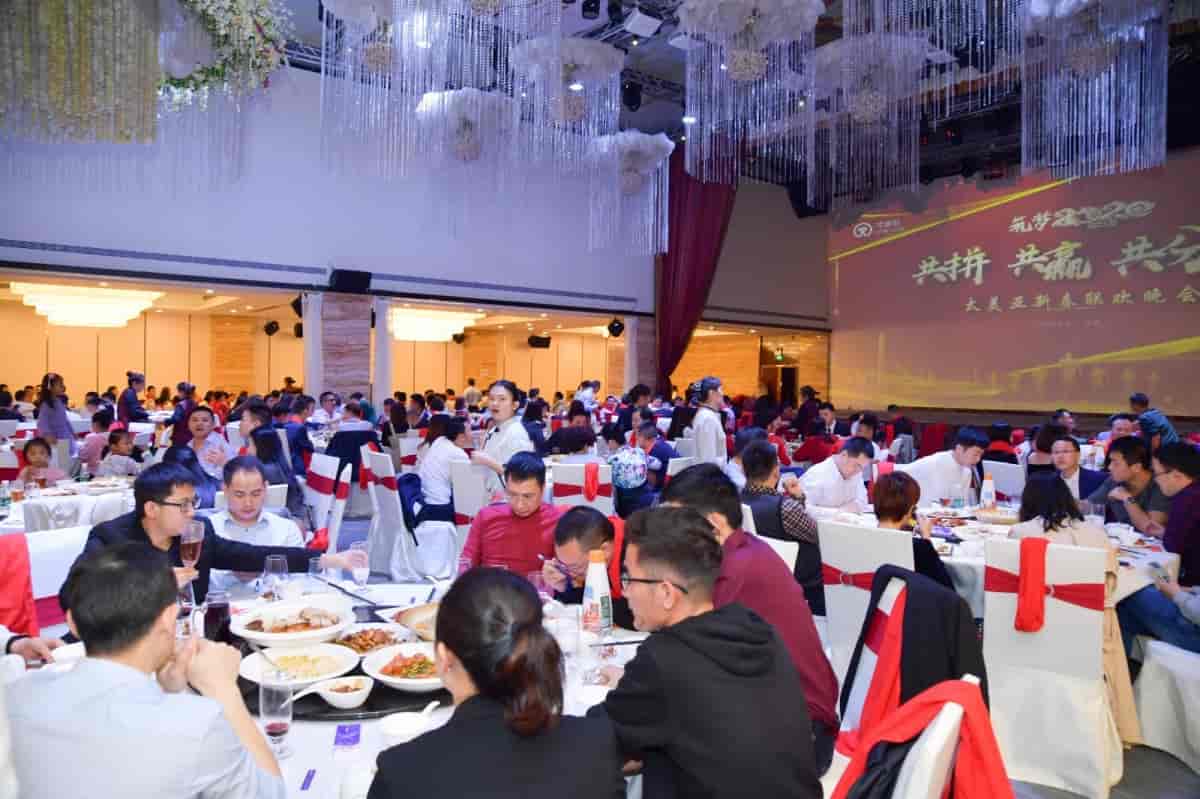 全场.jpg 亚洲第一狼人伊人av